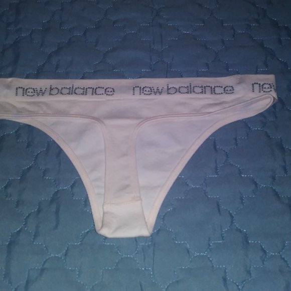 NEW BALANCE Panties Thong Color Tan, Size M - Picture 4 of 6